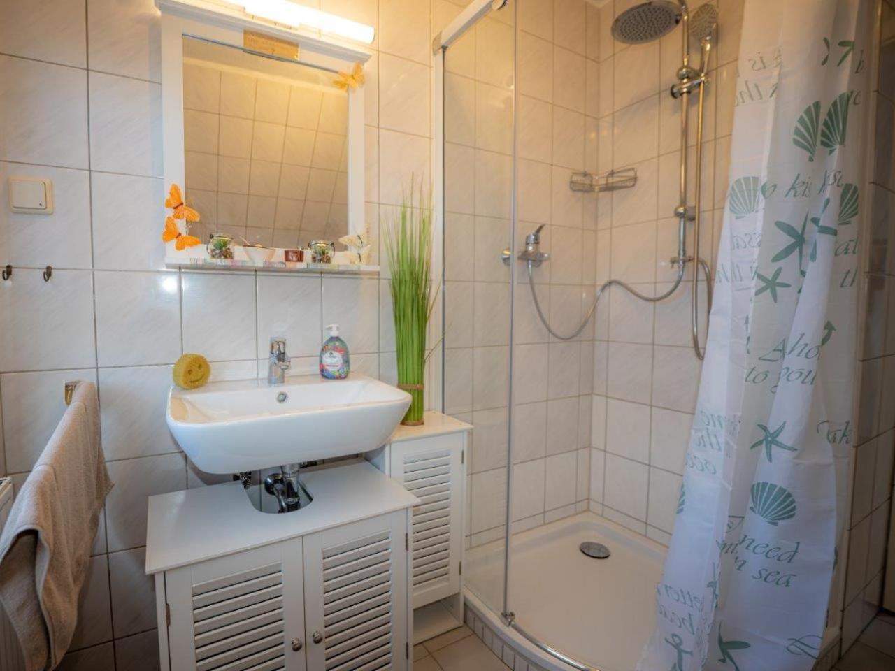 194 Fewo Dat Luetjehuus Mit Dachterrasse Im Ersten Stock Лютенбург Экстерьер фото